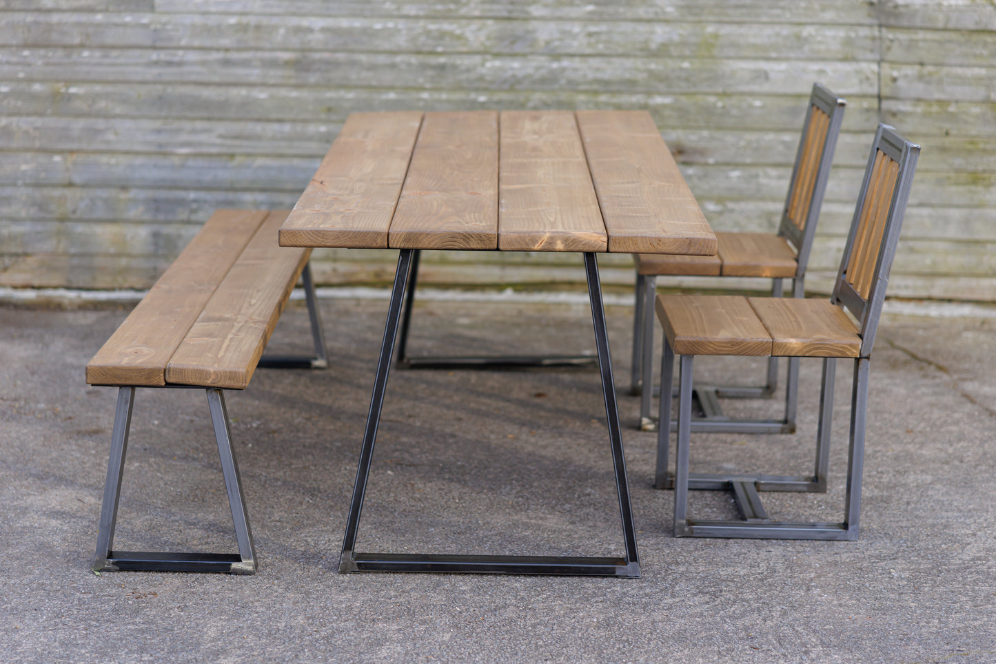 Outdoor Table | Trapeze Style Leg
