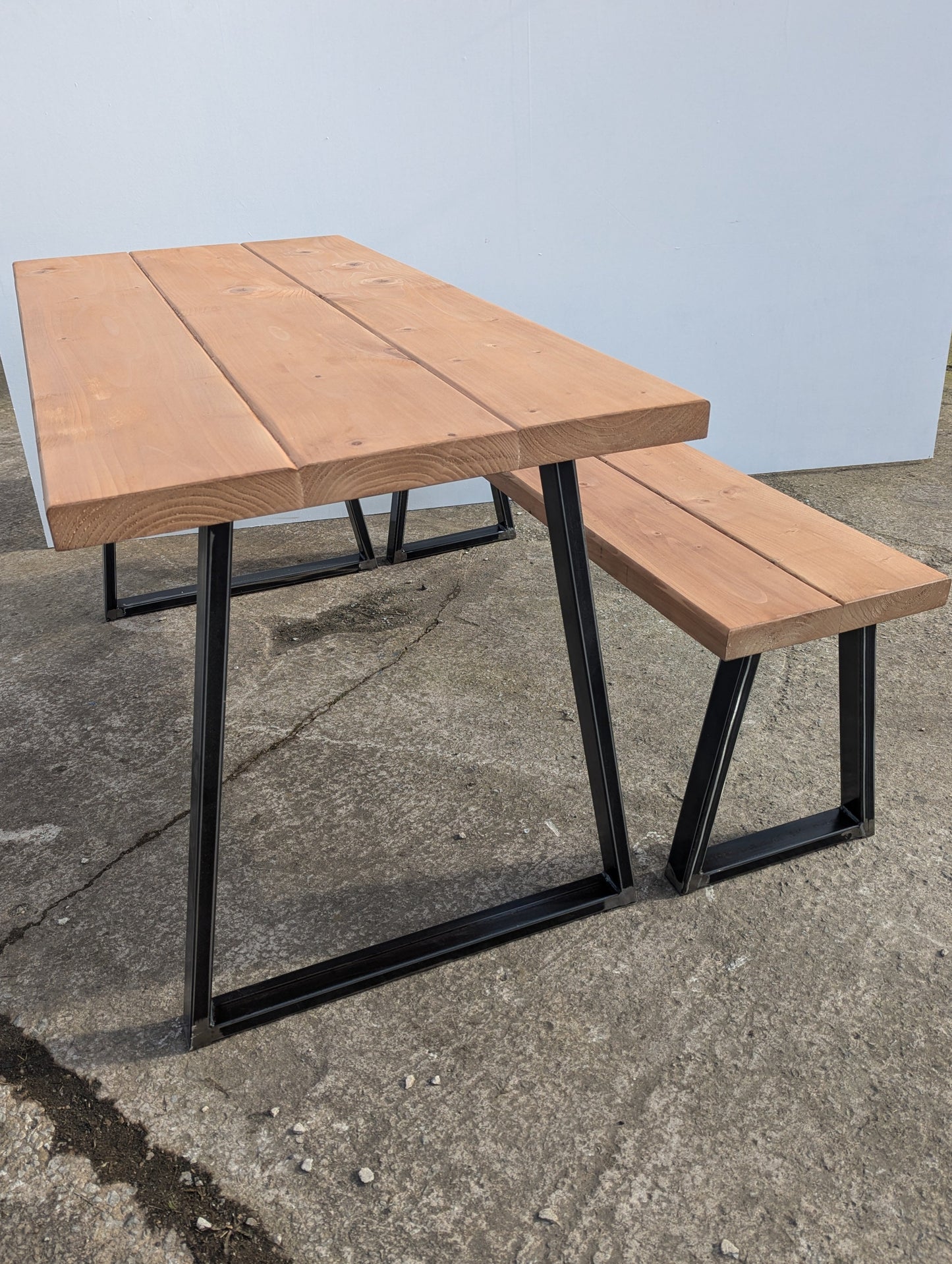 Dining Table | Trapeze Legs