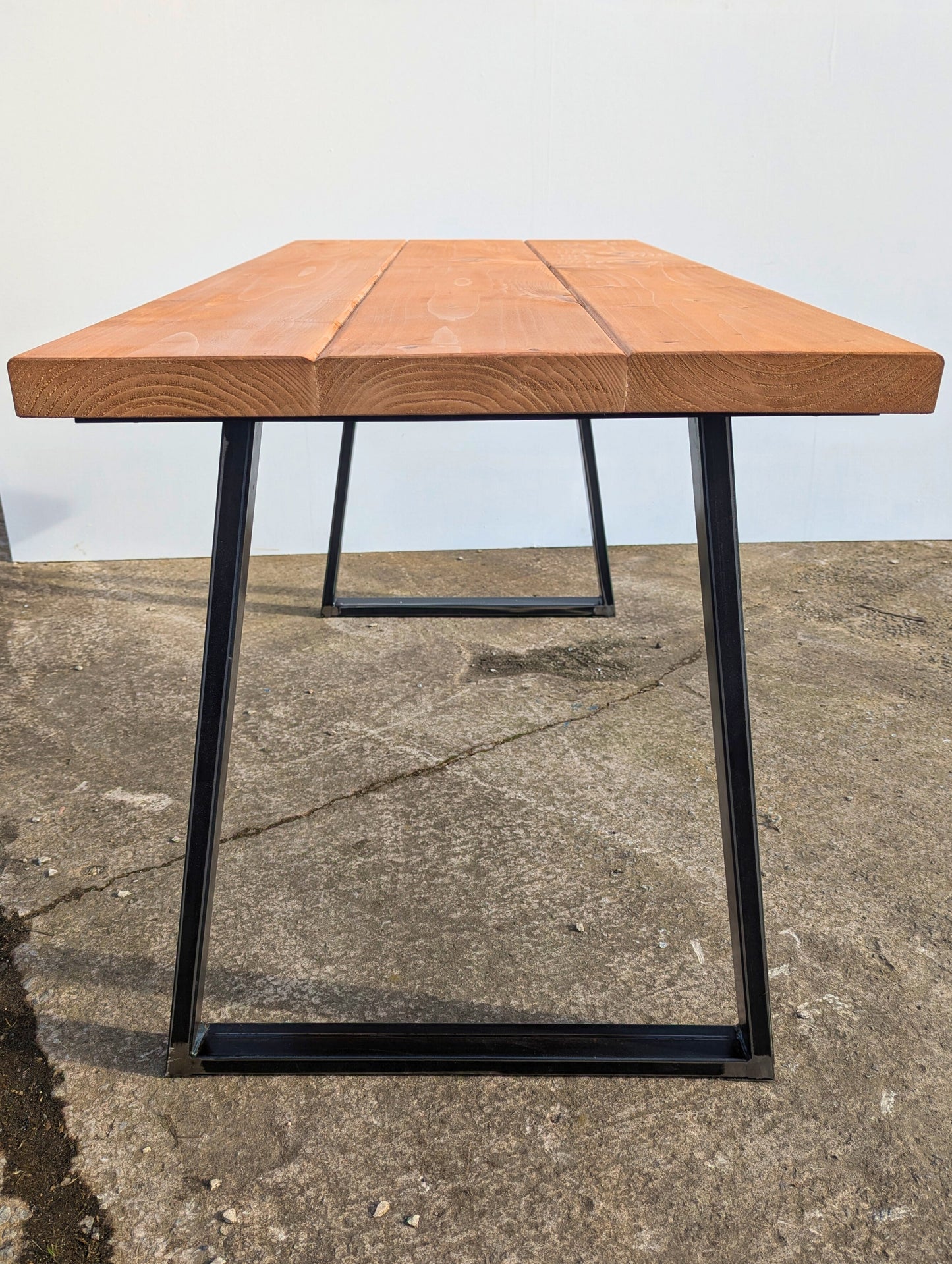Dining Table | Trapeze Legs
