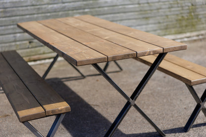 Outdoor Table | X Style Leg