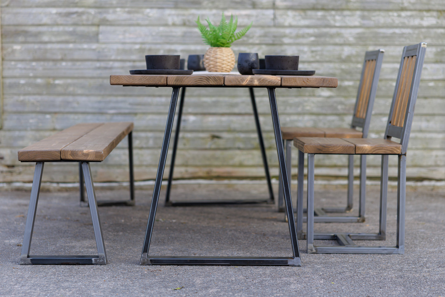 Outdoor Table | Trapeze Style Leg