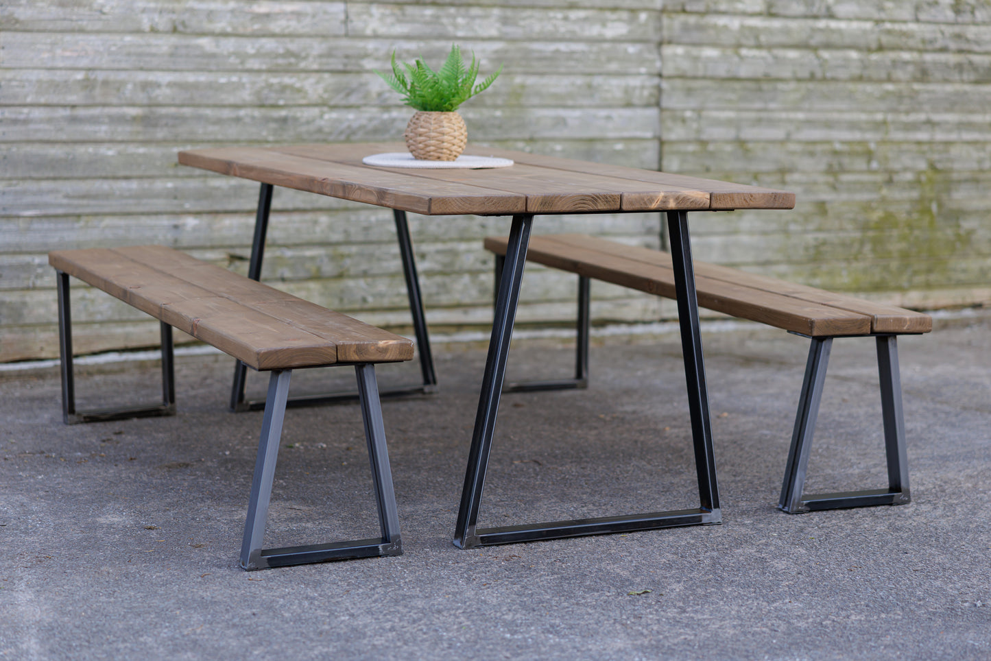 Outdoor Bench | Trapeze Style Legs