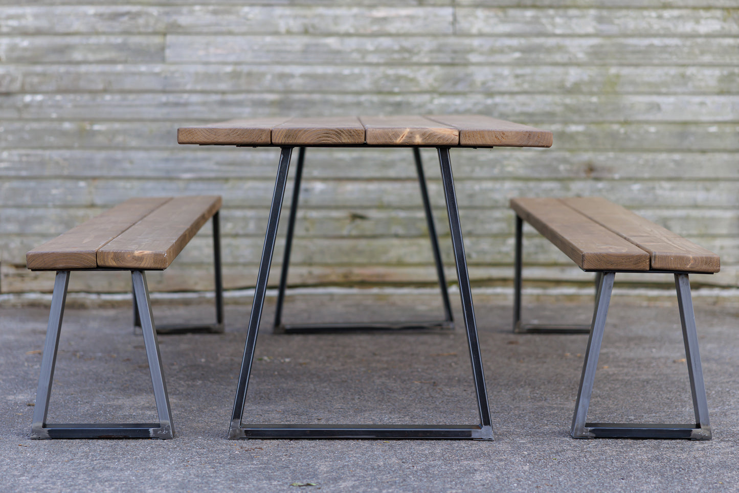 Outdoor Table | Trapeze Style Leg
